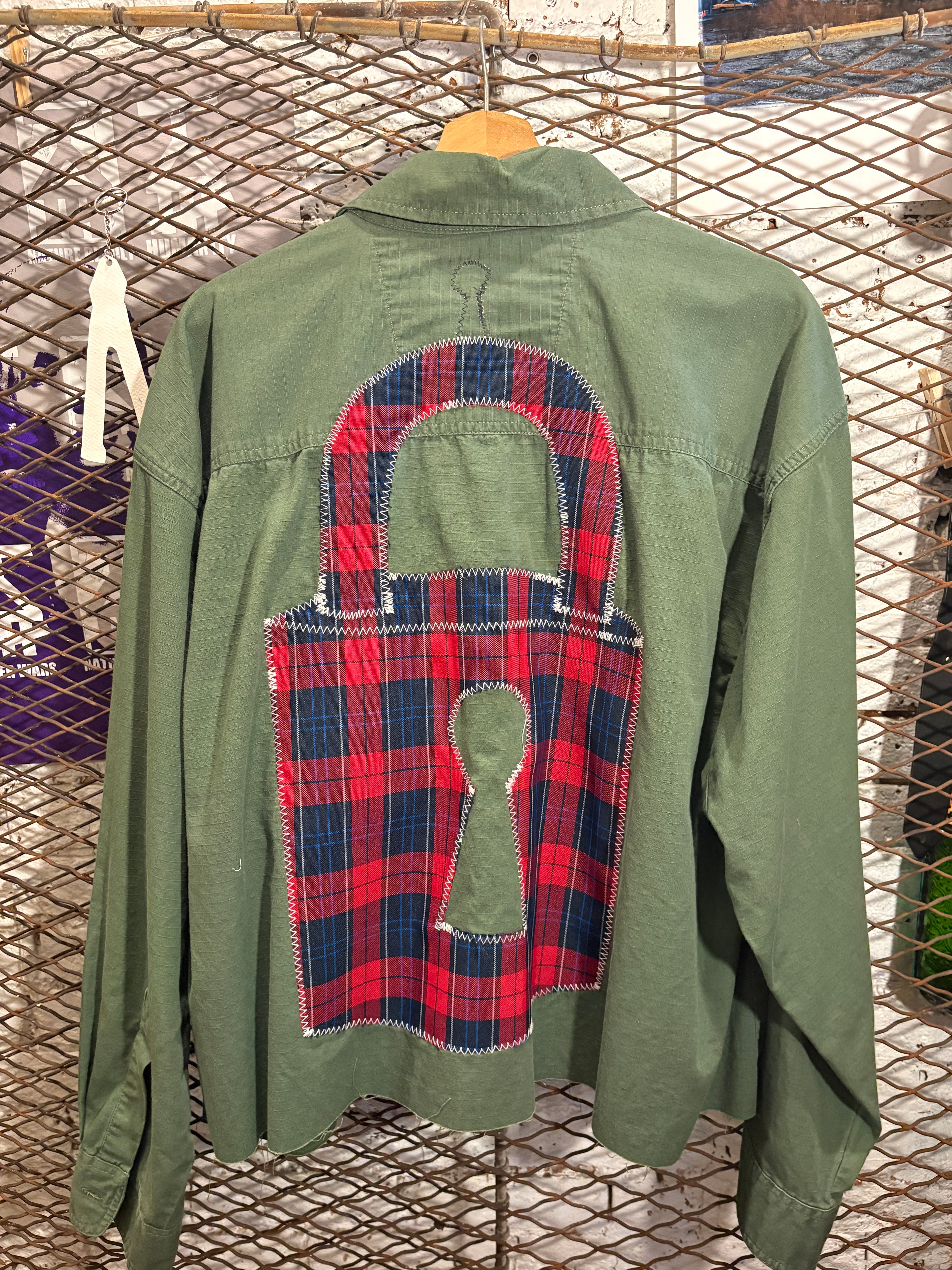 Homesick X Paris Oliver Green/Red & Blue Plaid/White Lock W/ Wallet Chain (Size M)